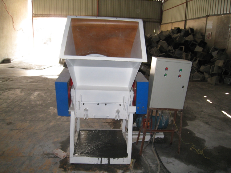 上海一般工業(yè)固體廢物處置量